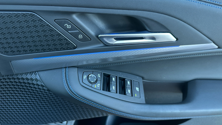 BMW 2 Series 220i MHT M Sport 5dr DCT [Tech Plus Pack] Petrol Hatchback